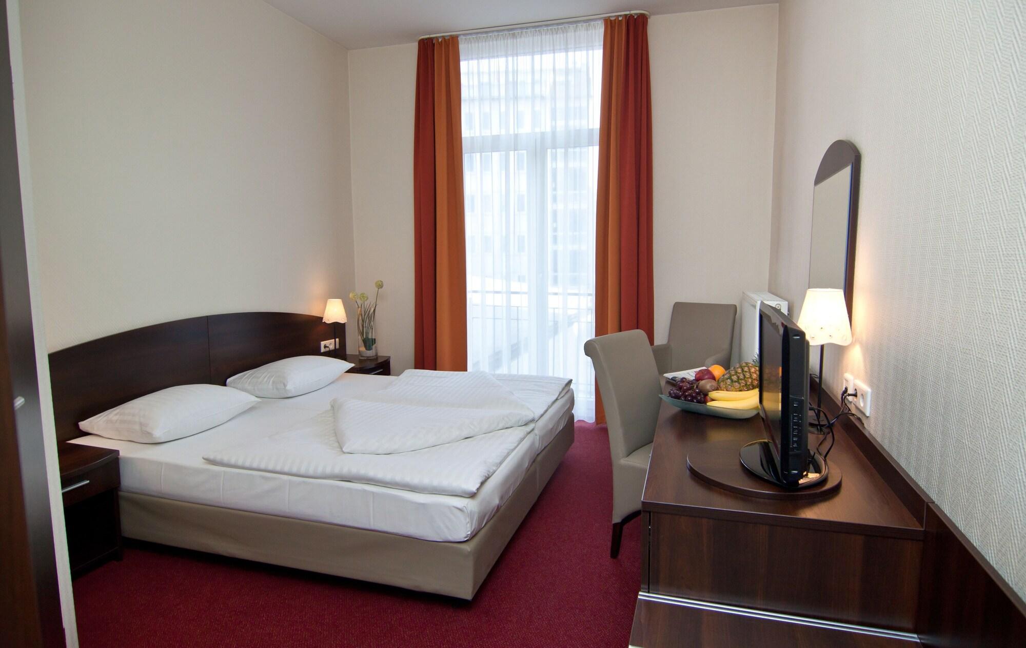 Novum Hotel Eleazar City Center Hamburg Exterior photo